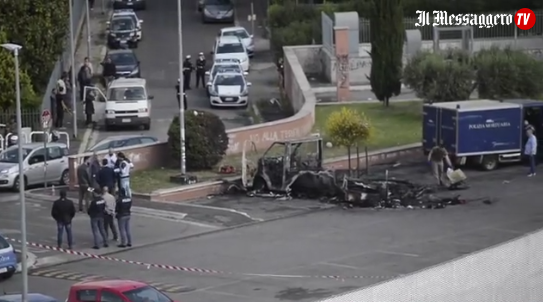 TRAGEDIA A ROMA – Camper a fuoco: morte tre sorelle rom