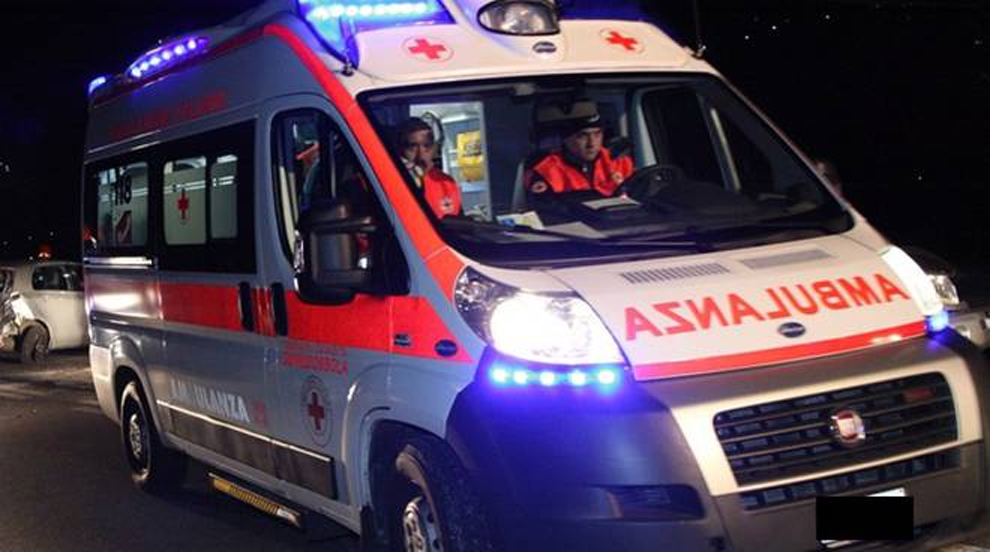 Tragedia a Capena. 14enne muore schiacciato dal padre caduto da una scala