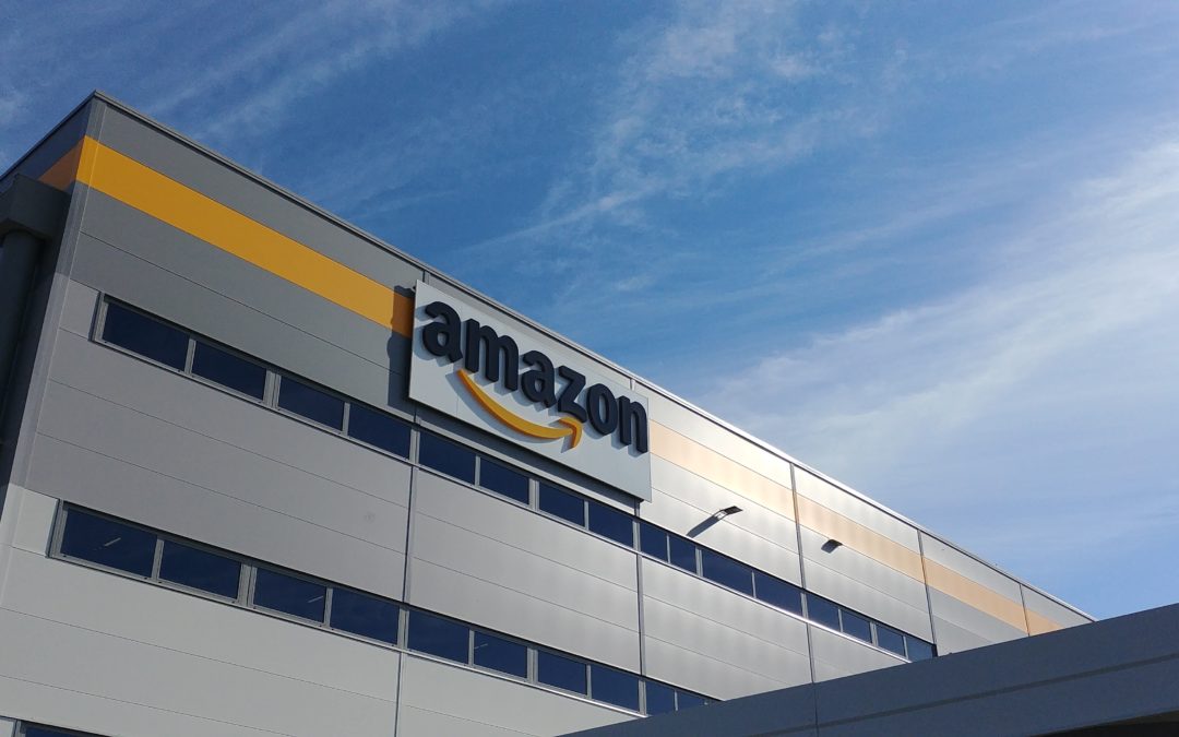 AMAZON – Ex lavoratrice denuncia: “Dentro ci vorrebbe un dispenser di Oki”